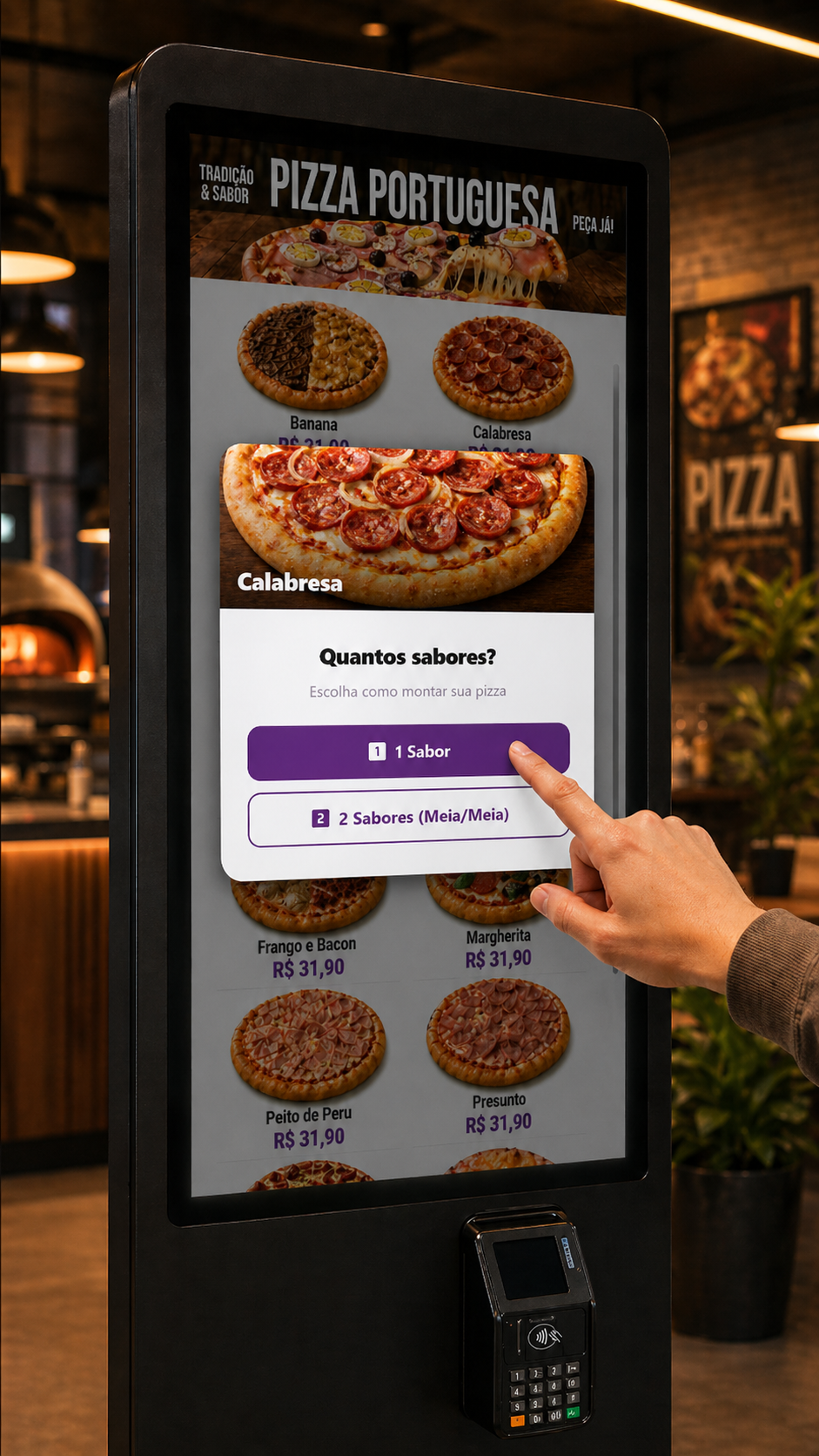 Tela do totem perguntando se a pizza será de 1 ou 2 sabores